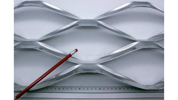 Prague Sample - Large, Expanded Metal, Raised, Aluminium Mesh